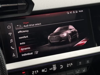 Audi A3 Audi A3 Sportback 40 TFSI e S-Line Matrix B&O HUD Sfeerverl - afbeelding nr 17