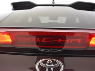 Toyota C-HR Toyota C-HR 2.0 Hybrid 200 First Edition | Parkeersensoren V+A - afbeelding nr 13