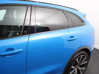 Jaguar F-PACE Jaguar F-PACE 5.0 V8 AWD SVR 551 pk Panorama dak | Meridian sound | Premium Pack | Light Pack | ACC | Leder | ADS |360 Camera - afbeelding nr 38
