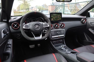 Mercedes-Benz A-Klasse Mercedes A-klasse AMG 45 4MATIC 381 PK Schaalstoelen|Memory|Pano|H&K|Camera|Dealeronderhouden|NL auto|Handcrafted - afbeelding nr 11