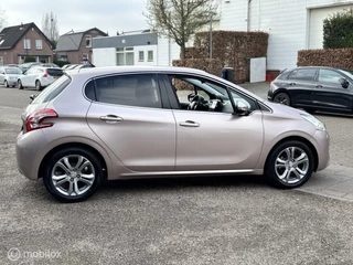 Peugeot 208 Peugeot 208 1.2 PureTech Allure stoelverwarming 5drs lmv - afbeelding nr 5