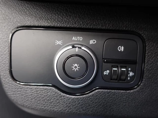 Mercedes-Benz Sprinter Mercedes-Benz Sprinter L2H2 Automaat Airco Cruise control  Navigatie Side bars - afbeelding nr 15