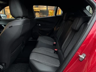 Peugeot 2008 Peugeot 2008 1.2 PureTech 130 Allure - camera - navi - afbeelding nr 22