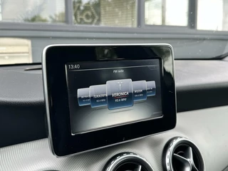 Mercedes-Benz GLA Mercedes-Benz GLA180 Prestige Automaat Airco Cruise Navi LED - afbeelding nr 23