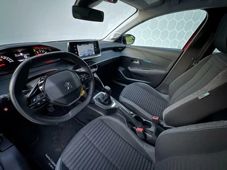 Peugeot 208 Peugeot 208 1.2 PureTech Style Carplay Airco Lane assist - afbeelding nr 4