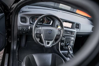 Volvo V60 Volvo V60 1.5 T3 Nordic+*AUTOMAAT*NAVI*R-DESIGN*NAP*TREKHAAK - afbeelding nr 13