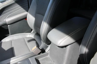 Ford Kuga Ford Kuga 2.5 PHEV Titanium X | Wegklapbare trekhaak | Winter Pack | Bang&Olufsen | Head up Display | Half lederen bekleding - afbeelding nr 30