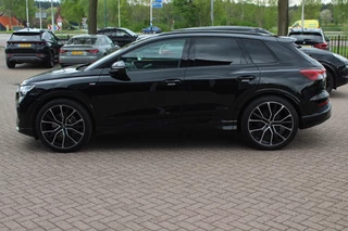 Audi Q4 e-tron Audi Q4 e-tron 50 quattro Launch edition S Competition 77 kWh / SoH 95% / Camera / Head-up / 20'' / Keyless / RS Seats / Sonos audio / Stoelverwarming / Dodehoek / DAB / ACC / Warmtepomp - afbeelding nr 8