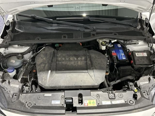 Peugeot e-208 Peugeot e-208 EV GT Pack 50 kWh | Zwart dak | 100 % dealeronderhouden | Soh (batterijcheck) 91,06 % - afbeelding nr 28