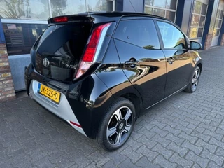 Toyota Aygo Toyota Aygo 1.0 VVT-I X-CITE CLIMA. CAMERA. LM VELGEN. KEYLESS. ALL.IN. - afbeelding nr 5