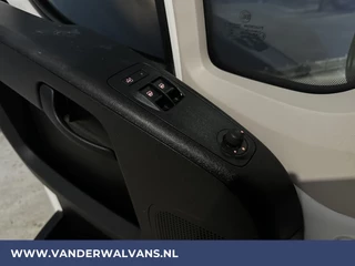 Peugeot Boxer Peugeot Boxer 2.2 BlueHDi 140pk L2H2 Euro6 Airco | Camera | Navigatie | 2500kg Trekhaak Cruisecontrol, Parkeersensoren, Bijrijdersbank - afbeelding nr 17