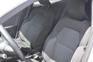 Renault Clio Renault Clio 1.0 TCE ZEN / CARPLAY / NVAI / CRUISE CONTROL - afbeelding nr 9