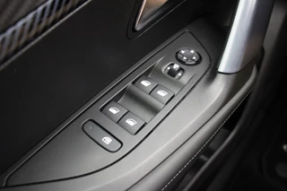 Peugeot e-2008 Peugeot e-2008 Allure 50 kWh - Digital Cockpit, Carplay, Half Leer, Camera - afbeelding nr 19