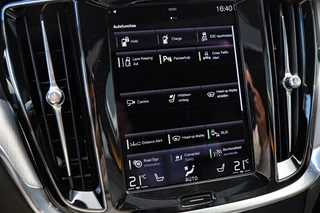 Volvo S60 Volvo S60 2.0 T8 AWD Polestar Engineered /PANODAK/B&W/MEMORY/HUD/360 CAMERA/TREKHAAK! - afbeelding nr 15