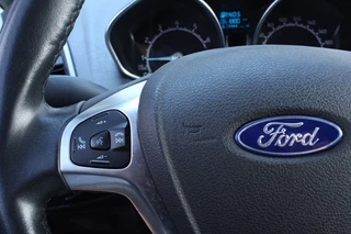 Ford EcoSport Ford EcoSport 1.5 Ti-VCT Titanium AUT LEDER CAMERA BLUET STOELVW '17 - afbeelding nr 15