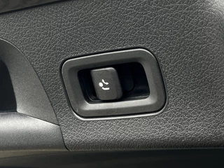 Mercedes-Benz CLA Mercedes-Benz CLA Shooting Brake 250 e Business Solution AMG | Trekhaak | CarPlay | Ambient Light | 360* Camera | LED | DAB+ - afbeelding nr 34
