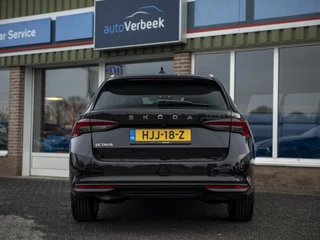Škoda Octavia Škoda Octavia Combi 1.5 TSI MHEV Business Edition Plus | Matrix LED | Lounge Interieur | Chrome pakket | Stoel-, Stuur- & voorruitverwarming | Navi 13inch | Wireless App-connect | El. achterklep m.sensor | ACC | Winterpakket - afbeelding nr 14