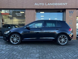 Volkswagen Golf 1.0 TSI Highline Business | Carplay | Radio | NAV | Stoelverwarming | Trekhaak
