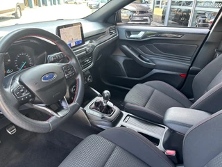 Ford Focus Ford Focus 1.0 ST-LINE 125 PK NAVI AIRCO/ECC PDC - afbeelding nr 7