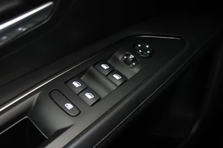 Peugeot 3008 Peugeot 3008 1.2 PureTech Allure |Stoelverwarming|Camera|Navi| - afbeelding nr 19