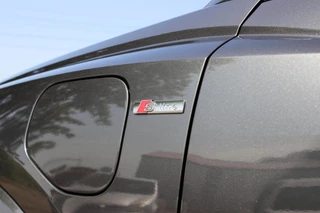 Audi Q3 Audi Q3 Sportback 45 TFSI e S Edition // 3X S-Line - Plat stuur - Trekhaak klapbaar - Black Optic - Ambient - 20
