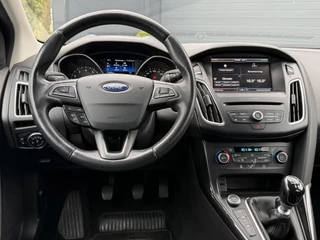 Ford Focus Ford Focus Wagon 1.0 ST-Line Navi,Clima,Camera,Cruise,PDC V+A,N.A.P,6-Bak,125pk,Nieuwe APK bij Aflevering - afbeelding nr 3