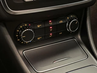 Mercedes-Benz CLA Mercedes CLA-klasse 180 AMG Night Pakket | Pano | Sfeerverlichting | - afbeelding nr 23