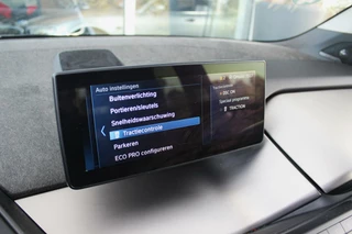BMW i3 ➡️ BMW i3 Executive Edition 120Ah 42 kWh | Dakraam | 1e eigenaar | Camera | LED | 20 inch | Stoelverwarming | Harman-Kardon | Navi | NAP | inc BTW - afbeelding nr 25
