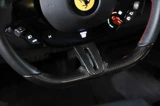 Ferrari 296 Ferrari 296 GTB 3.0 V6 | Passenger Display| Carbon Ex & Int|HUD| - afbeelding nr 19