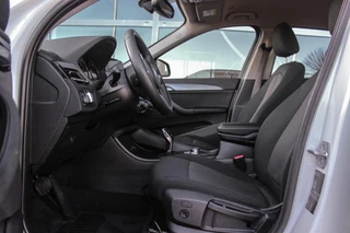 BMW X1 ➡️ BMW X1 sDrive18i F48 Executive | 2e eigenaar | Trekhaak | Sportstuur | DAB | Navi | PDC | Cruise-control | Climate | 140 pk | Automaat | 17 inch | Bluetooth | - afbeelding nr 14