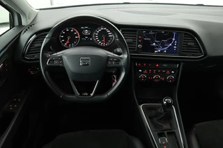 SEAT Leon SEAT Leon 1.4 TSI FR | Panoramadak | Stoelverwarming |  Carplay | Alcantara | Full LED | Navigatie | Sportstoelen | PDC | Climate control - afbeelding nr 3