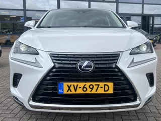 Lexus NX Panoramadak Navigatie Adaptive Cruise Control Leder Carplay Elek Stoelen + Verwarming Camera DAB Hybride Lage Kilometerstand - afbeelding nr 8