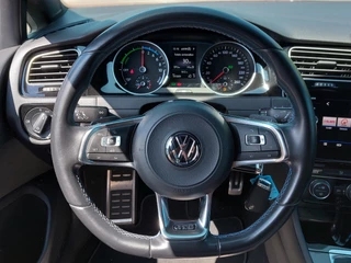 Volkswagen Golf 1.4 TSI PHEV GTE Executive | Navi | Clima | Adap.Cruise | Led Koplampen | Bluetooth Carkit+Streaming | Pdc V+A+Camera | Licht+Regensensor | Sfeerverlichting | Privacy Glass | 19''lm |Trekhaak - afbeelding nr 9