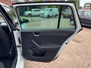 Škoda Rapid Škoda Rapid SPACEBACK 1.2 TSI 90PK GREENTECH DRIVE / PANO / NAVI / DSG! - afbeelding nr 26