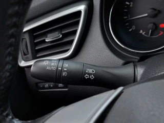 Nissan X-Trail Nissan X-Trail 1.6 DIG-T 163pk Connect Edition | Navi | Clima | Cruise | Panorama Schuifdak | Keyless | Pdc V+A+360 Camera | Rijstrook+Licht+Regensensor | Privacy Glass | 19''lm | Trekhaak - afbeelding nr 20