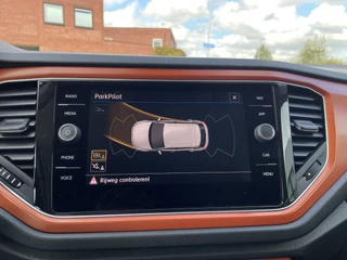 Volkswagen T-Roc Navigatie Camera Virtual Cockpit Clima ACC Extra Getint Glas 17 Inch velgen Mirror LInk Carplay Android Auto DAB 1e Eigenaar NL Auto - afbeelding nr 17