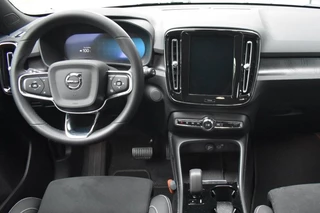 Volvo XC40 Volvo XC40 Extended Range Plus 252pk/82kWh | Climate | Trekhaak | Extra get - afbeelding nr 3