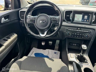 Kia Sportage Kia Sportage 1.6 GDI DynamicLine  , Navigatie , Achteruit rij Camera / Climate - & Cruise Controle / Volledig onderhouden - afbeelding nr 16