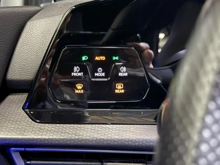 Volkswagen Golf Volkswagen Golf GTE 1.4 eHyb|PANO|HUD|IQ|SFEER|BOMVOL - afbeelding nr 16