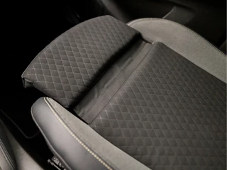Opel Grandland X Opel Grandland X 1.2 Turbo Business+ (APPLE CARPLAY, GROOT NAVI, STUUR/STOELVERWARMING, LEDER, SPORTSTOELEN, GETINT GLAS, DAB+, LANE ASSIST, NIEUWE APK, NIEUWSTAAT) - afbeelding nr 24