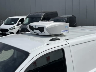 Ford Transit Custom Ford Transit Custom 280 2.0 TDCI L1H1 Trend 136pk | Koelauto | Koelwagen | Koel | BPM vrij | Koeling Temperatuur  tot -20 graden bij max 30 graden buitentemperatuur | Stoelverwarming | Koelunit type Z120 merk Zanotti onderdeel Daikin | Camera - afbeelding nr 3