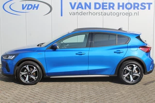 Ford Focus Trekgewicht 1.500kg ! Slechts 6.450km ! Ruim €. 9.000,- beneden de nieuwprijs ! Volautm. airco dual, navigatie, telefoonvoorb., adaptive cruise control, LED verlichting, metallic lak, camera, front-, lane- en side assist, LM wielen, Isofix etc. - afbeelding nr 5