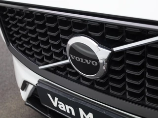 Volvo XC60 Volvo XC60 2.0 B4 D AWD R-Design | Parkeerverwarming | Schuif-/kanteldak | Trekhaak | Climate Pack | Memoryseats - afbeelding nr 40