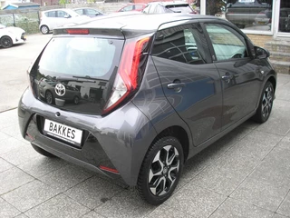 Toyota Aygo Toyota Aygo 1.0 VVT-i x-play 28.000 km! Parkeersensors - afbeelding nr 28