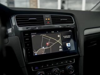 Volkswagen e-Golf Volkswagen e-Golf 136pk | Navi Discover Pro | Warmtepomp | LED koplampen | Apple Carplay & Android Auto | Stoelverwarming - afbeelding nr 14