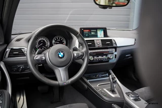 BMW 1 Serie BMW 1-serie M140i LCI2 | Navi Pro | Camera | HK | Stuurverwarming | Alcantara | Adaptief onderstel | 5-deurs - afbeelding nr 19