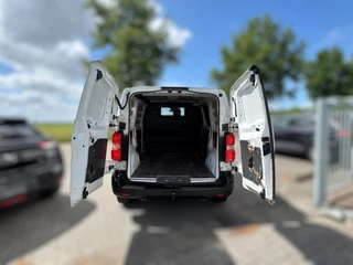Peugeot Expert Peugeot Expert 2.0 BlueHDI 120 Standard Premium TREKHAAK / PDC V+A / CAMERA / NAVI / CARPLAY / SIDEBARS / CRUISE / 4-RIJMODUSSEN - afbeelding nr 28