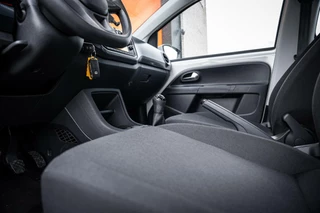 Volkswagen up! Volkswagen Up! 1.0 BMT move up!*AIRCO*NAP*5 DEURS*BLUETOOTH - afbeelding nr 39