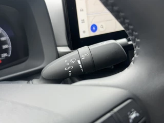 Toyota C-HR Dodenhoekdetectie, Navigatie, Parkeersensoren V + A , All-in Rijklaarprijs - afbeelding nr 25