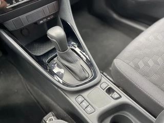 Toyota Yaris Toyota Yaris 1.5 Hybrid 115 First Edition | Navi | Keyless entry + start | Ap - afbeelding nr 22